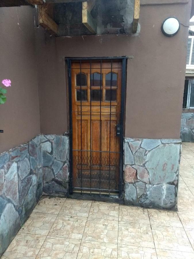 Karina'S House Bed and Breakfast Ezeiza Εξωτερικό φωτογραφία